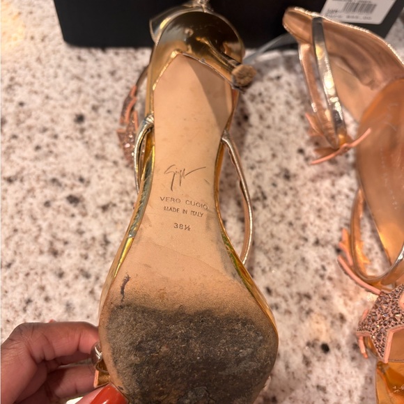Women’s Size 38.5 Rose Gold Giuseppe Zanotti Sandals - Picture 4 of 8